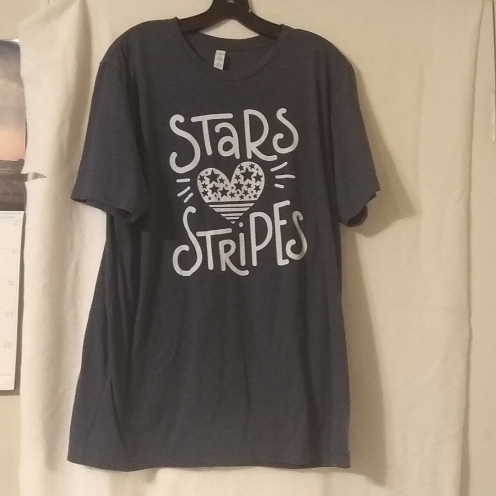 💫 NWOT Bella Canvas XL Stars and Stripes Tee